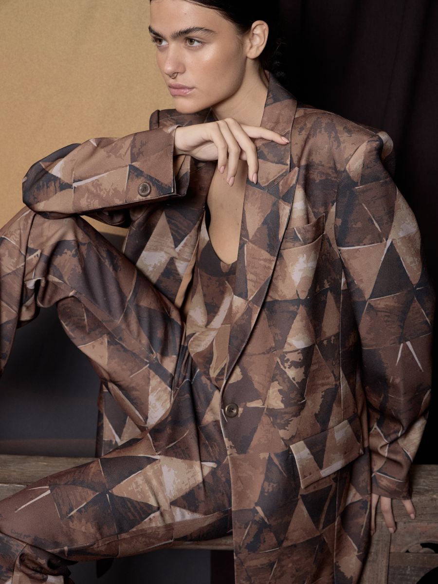 Blazer Oversized Largo - Triángulos Marrones