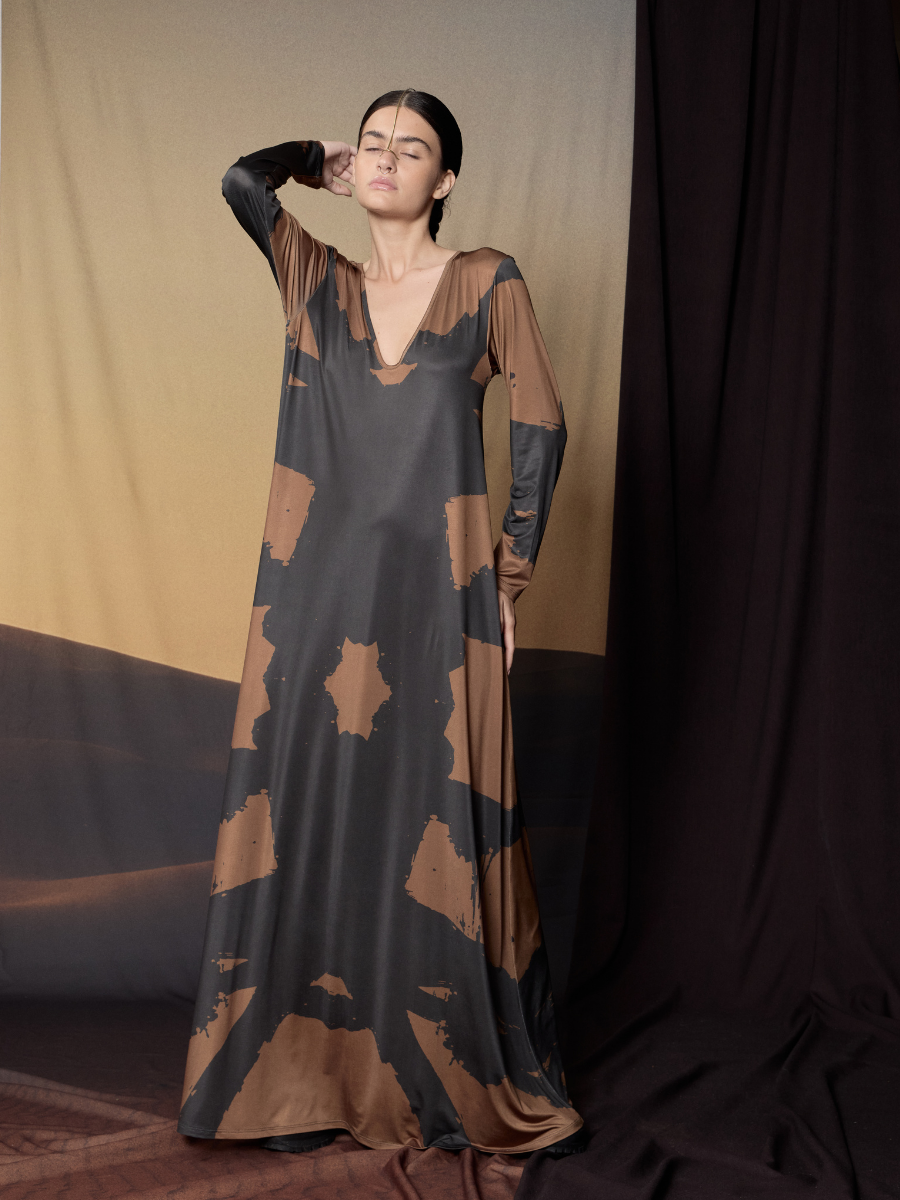 Vestido Godet Escote U - Brochazo Marrón
