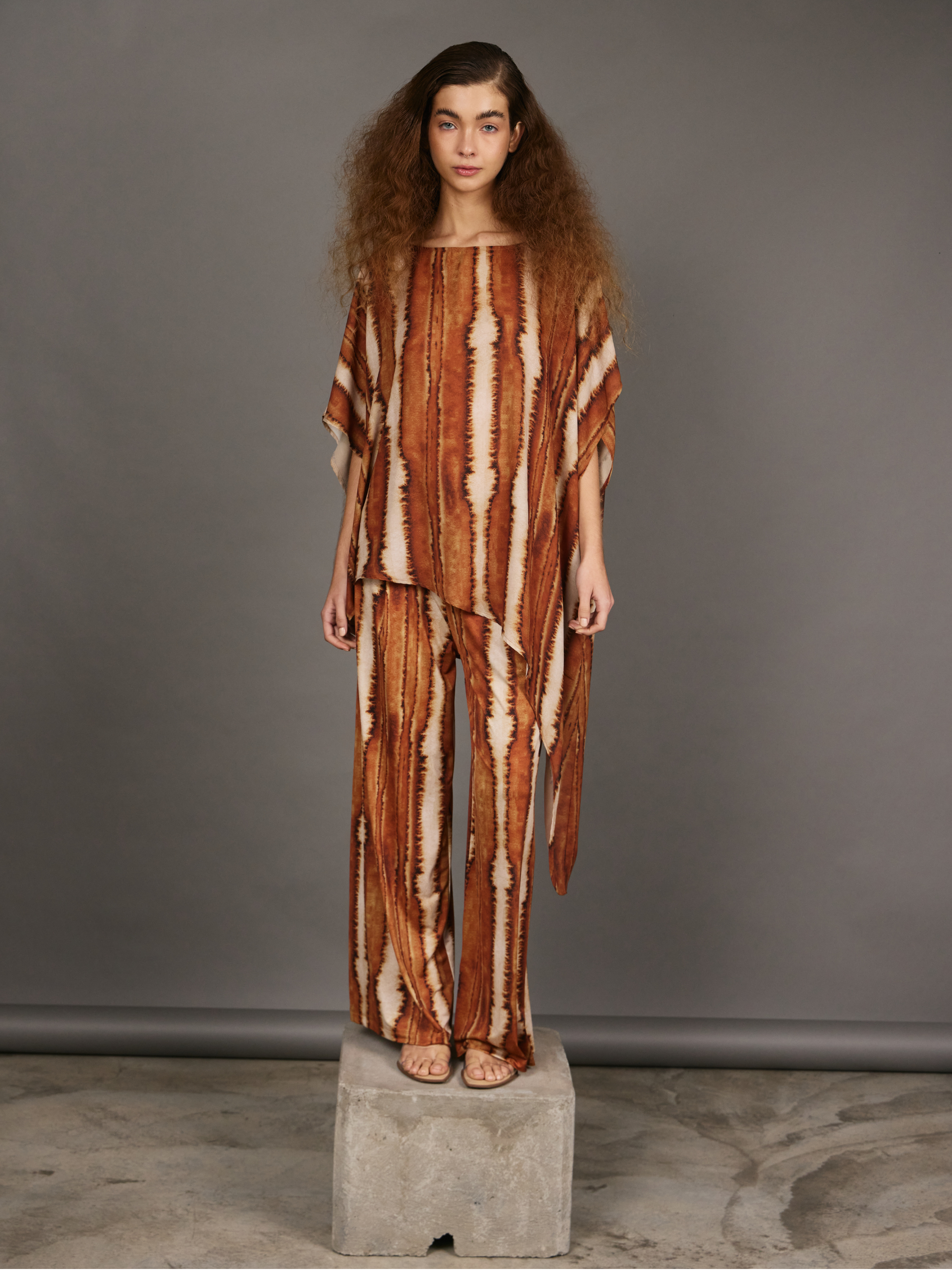 Top Asimétrico - Raices