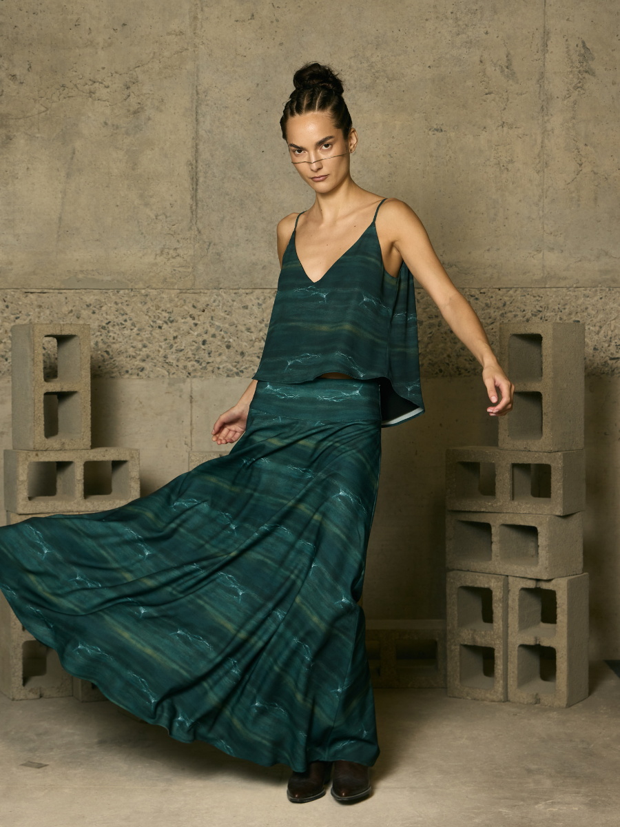 Falda Larga con Fajín - Mar Profundo